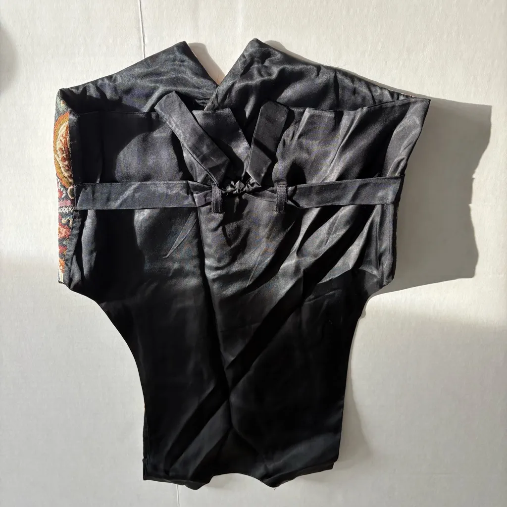 Vintage Express textured Paisley Vest tie back size small - Image 5