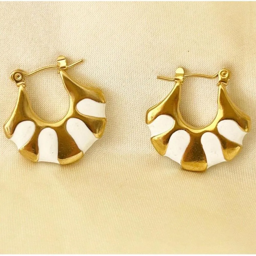 Gold Plated Stunning Egyptian Style Hoop Earrings White Enamel & Gold - Image 6