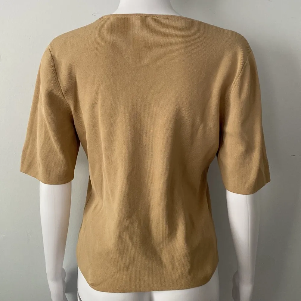 Tan Short Sleeve Shirt Size M - Image 3