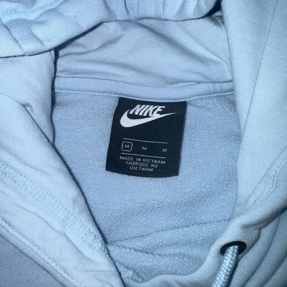 Light blue cropped  hoodie - Image 2