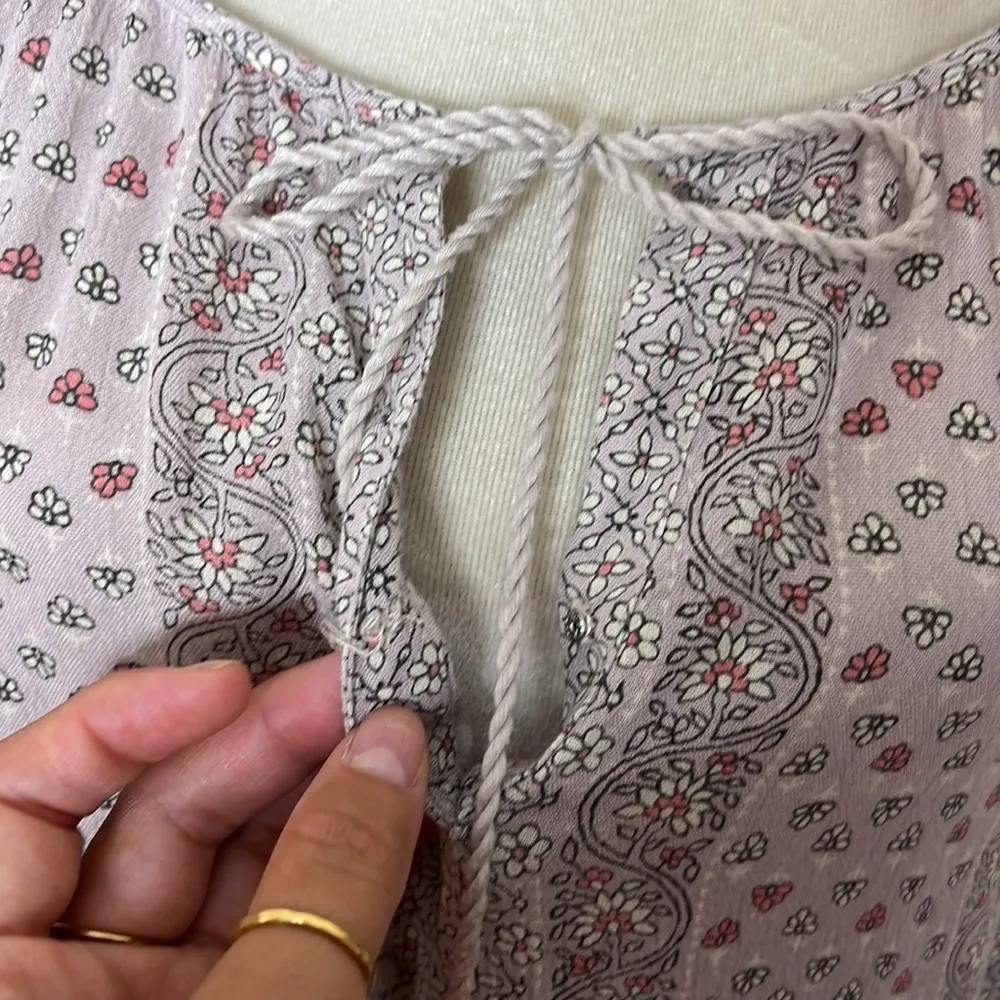 American eagle outfitters • boho flowy floral printed top - Image 44