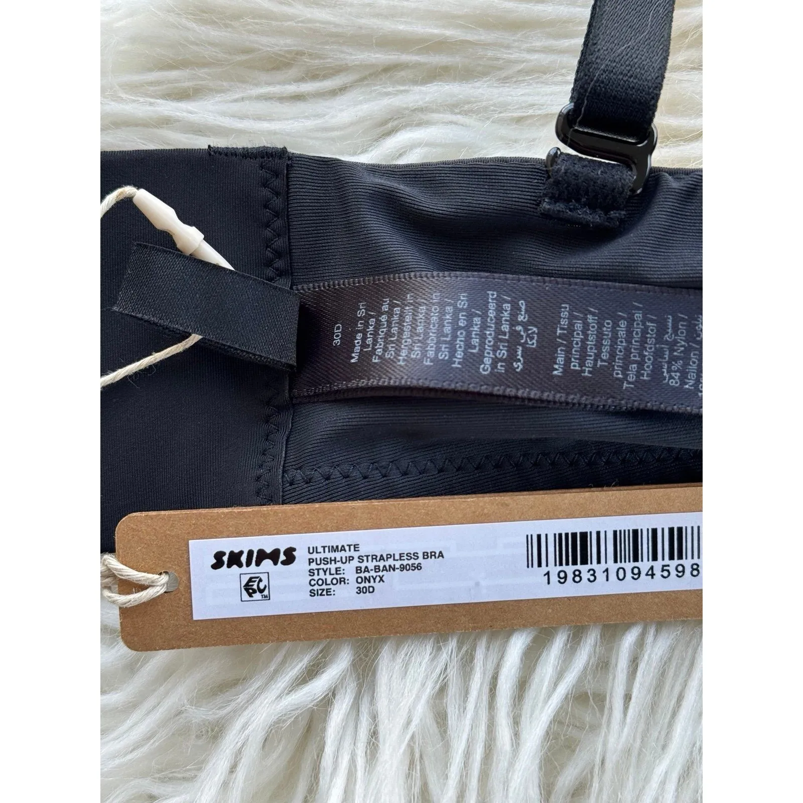 Skims Ultimate Push Up Strapless Bra Onyx Size 30D - Image 7