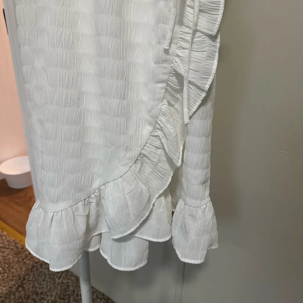 Maurices White Shortsleeve Mini Wrap Dress Size Small - Image 3