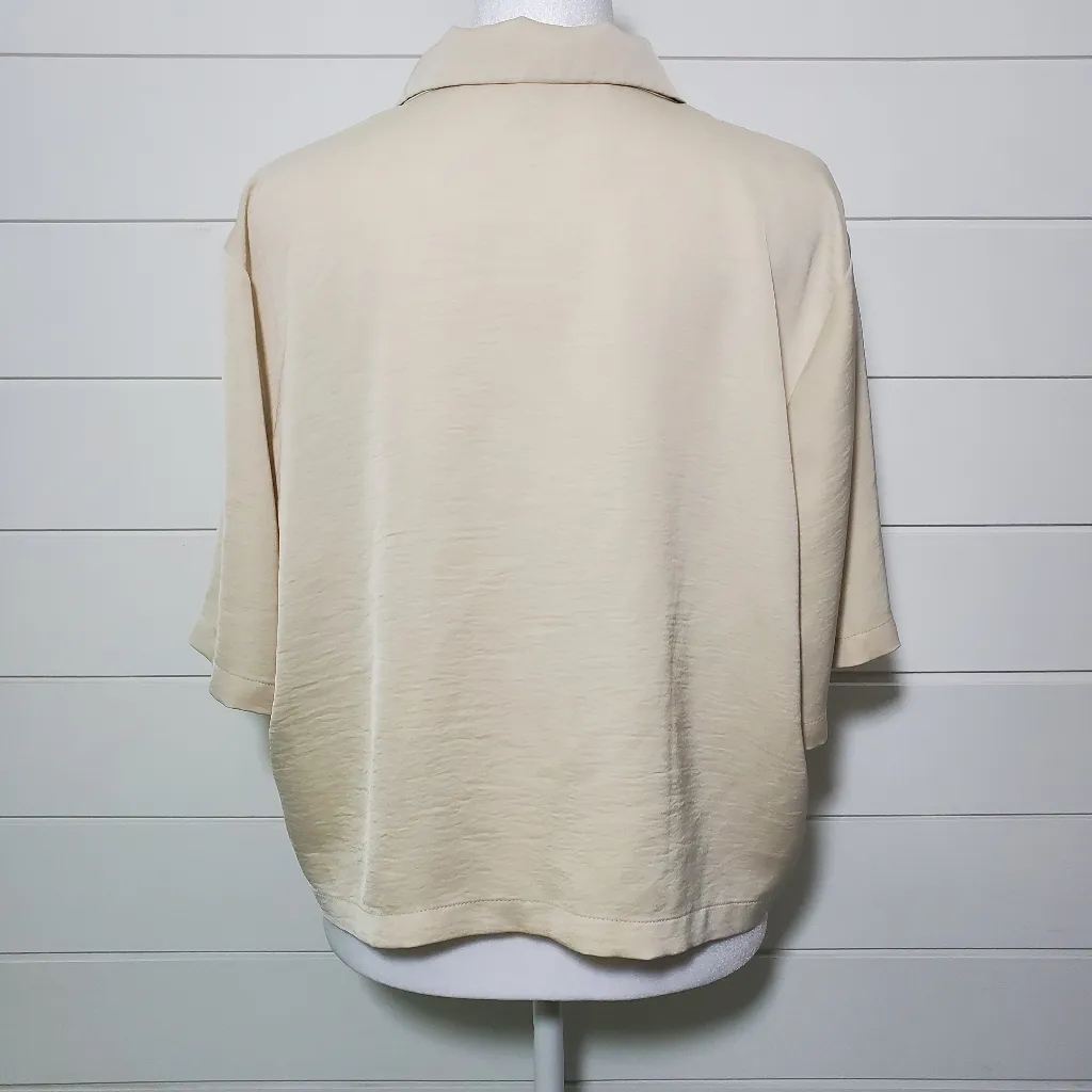 Fabletics Sleep Button Down Silky-soft EcoSatin‎ Fabric Top. Size: L - Image 3