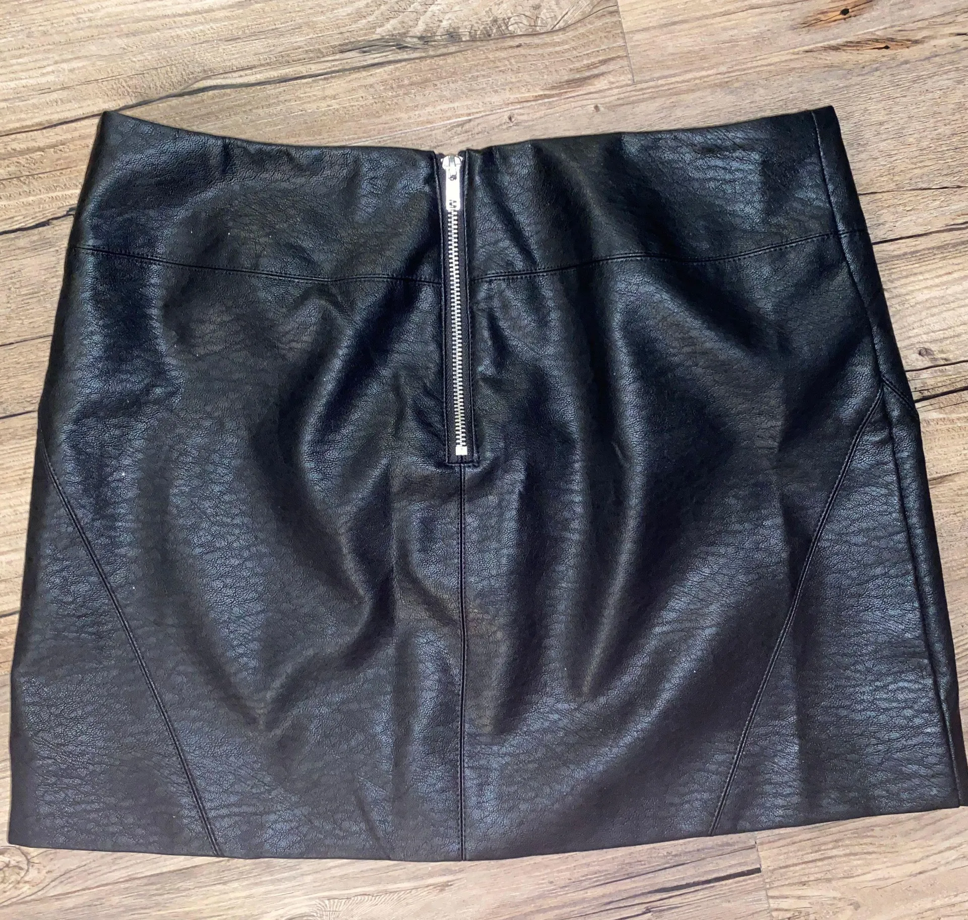 Mini Skirt Black Size 10 - Image 3