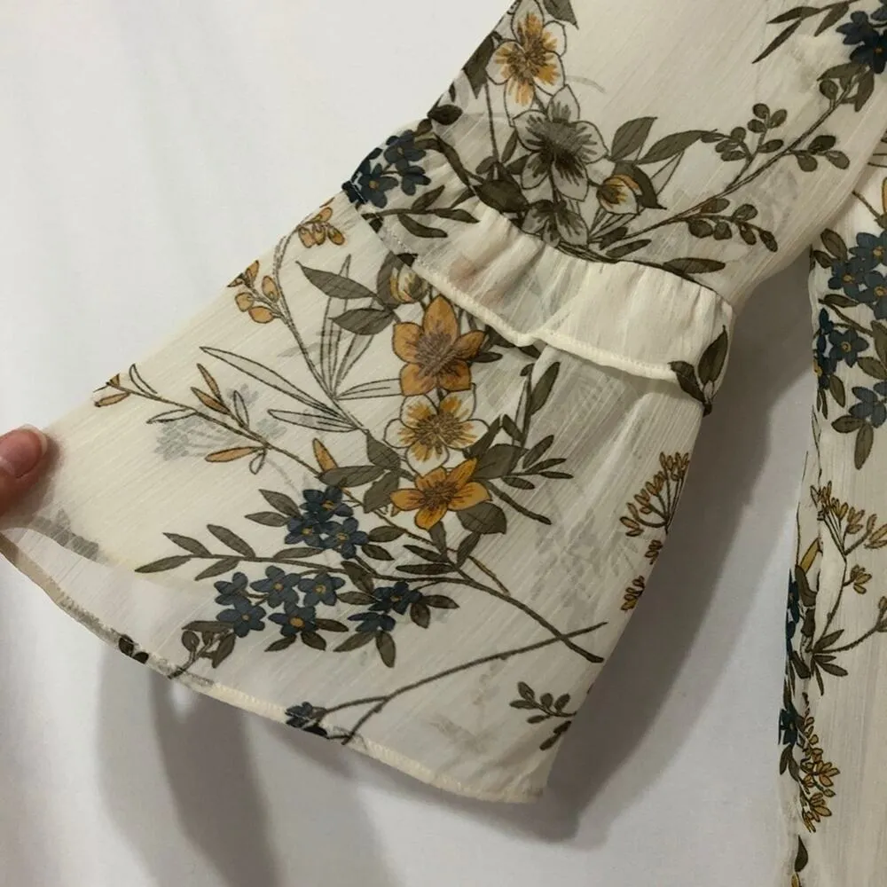 Banana Republic Cream Floral Bell Sleeve Blouse Women XS Tiered Romantic Cottage - Image 3