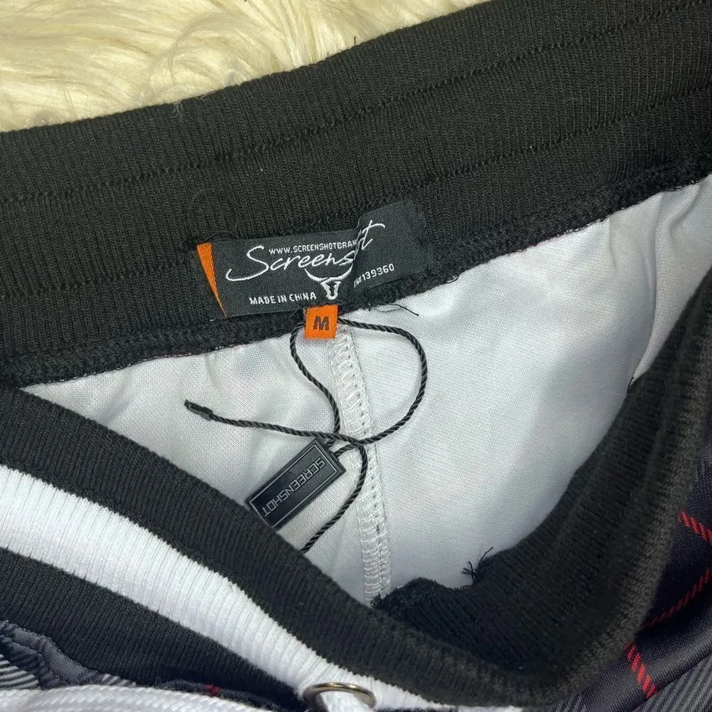 Screenshot plaid red/black/white joggers sz medium Red - Image 2