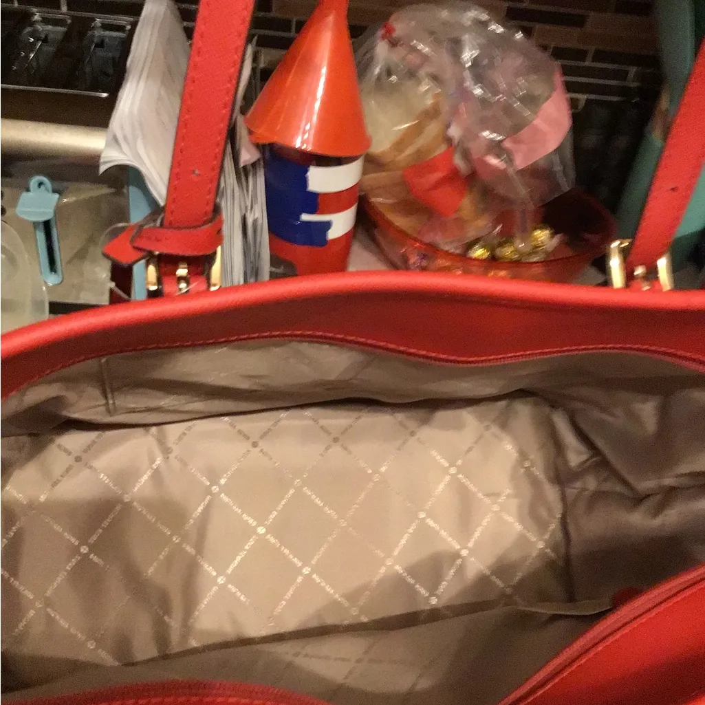 NWT MICHAEL KORS JET SET TRAVEL LG TZ SHOULDER TOTE BAG in BROWN SIGNATURE/FLAME - Image 7