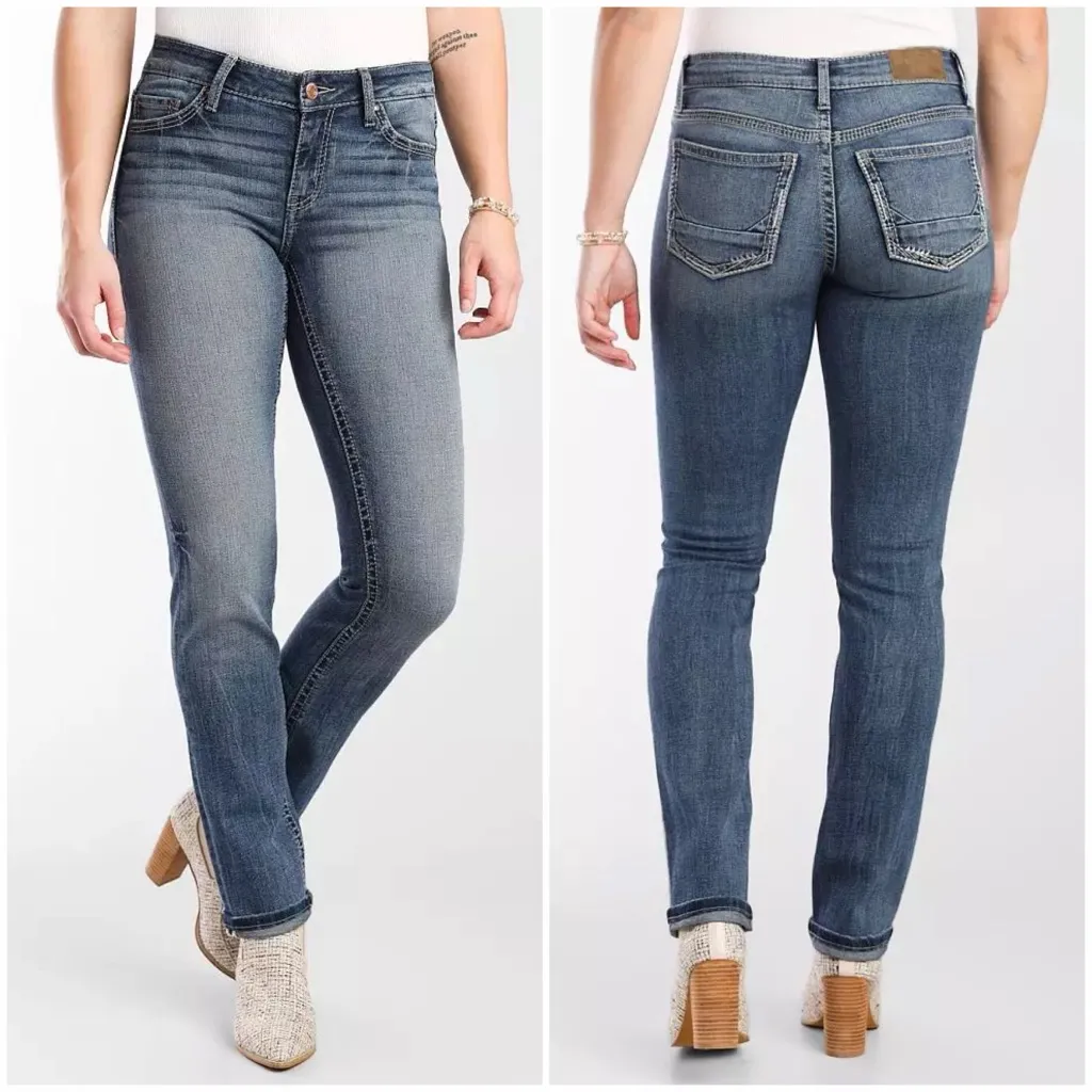 Daytrip Virgo Straight Leg Medium Wash Denim Jeans Women's Size 26R - Image 2