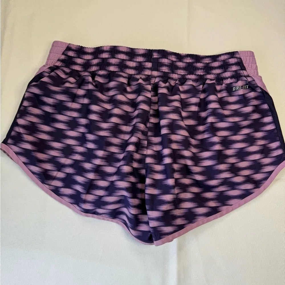 Nike Purple Athletic Shorts Dynamic Design - Image 5