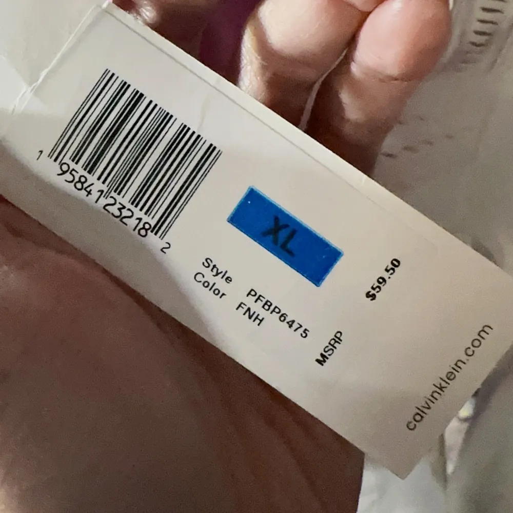 Calvin Klein leggings size xl Cropped pants - Image 2