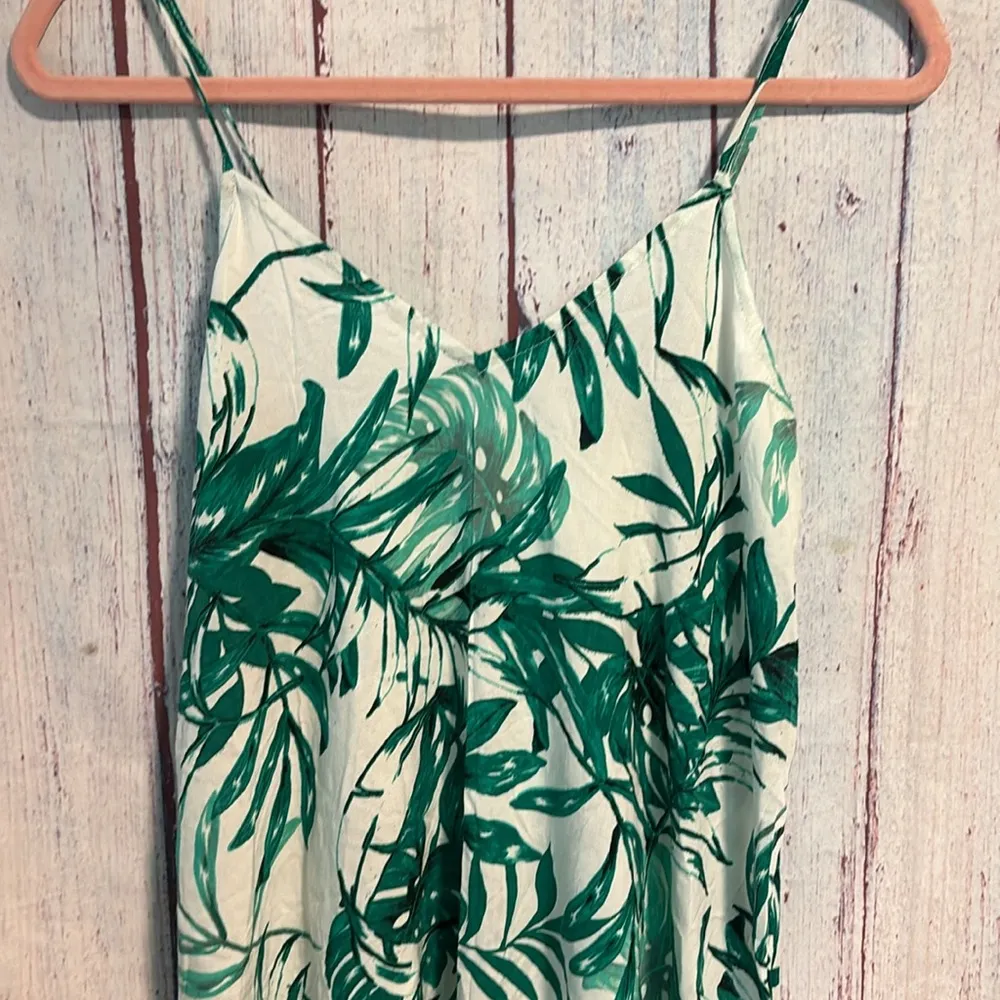 NWT Boho Me Green Leaf Print Women's Dress - Image 5