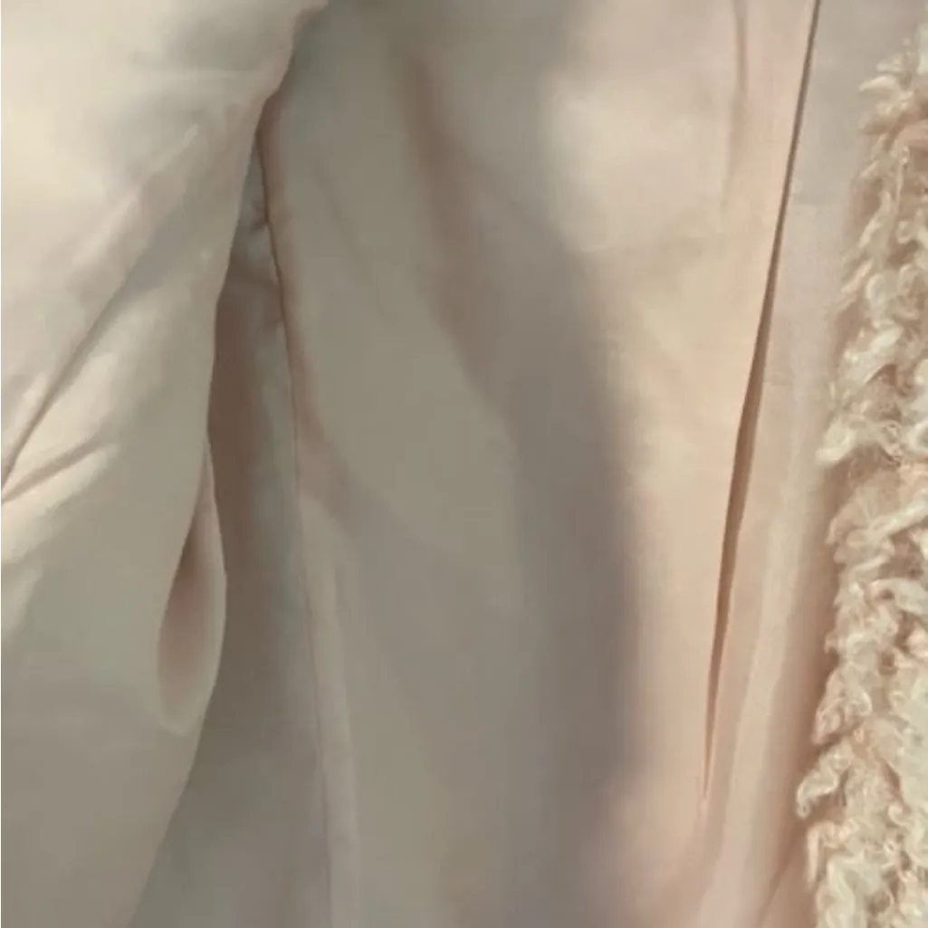 UGG  Lorena faux fur coat blush pink. Size Medium - Image 5