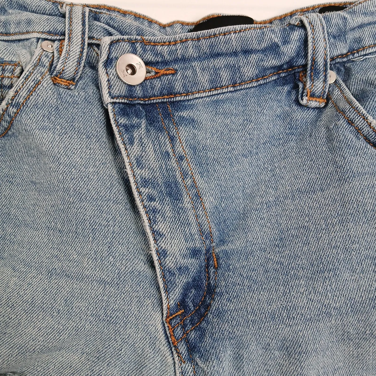 Y2K Kendall + Kylie Distressed Denim Shorts Women 5/27 Grunge Festival Rugged - Image 3