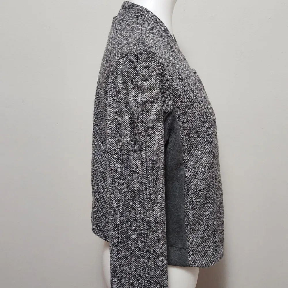 Hem & Thread  Charcoal Two Tone Moto Jacket Size Medium - Image 5