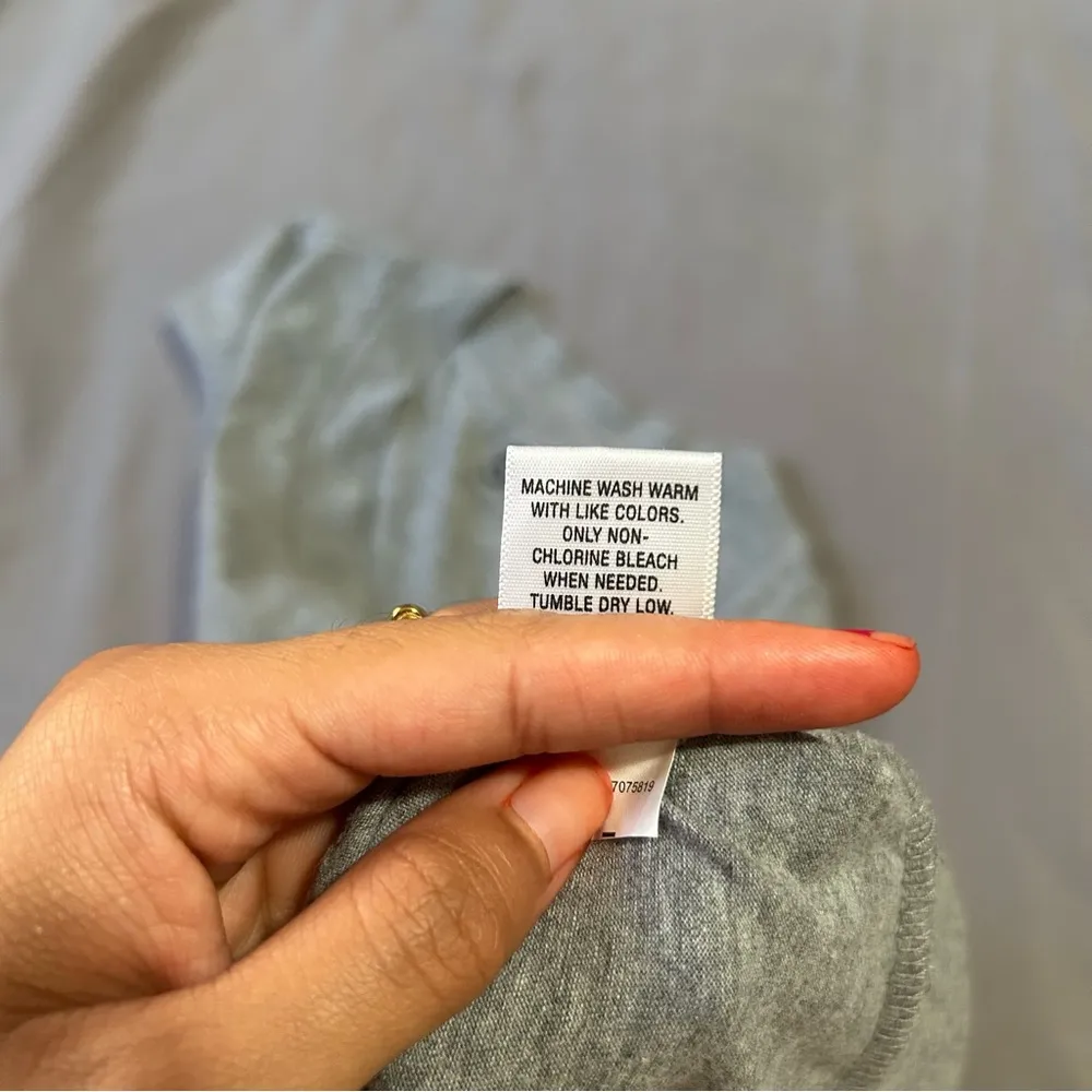 SO y2k Gray Fitted Cap Sleeve T-Shirt - Image 3