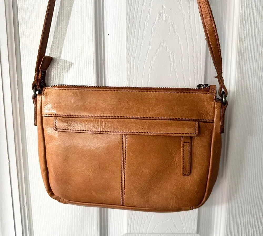 Vilenca Holland Tan Brown Woven Leather Slim Front Zip Pocket Crossbody Bag - Image 6