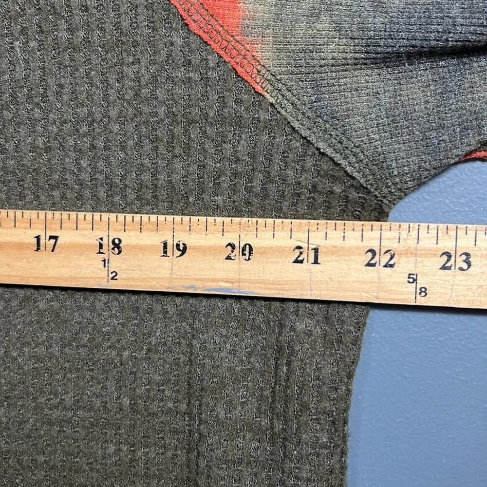 FSL Apparel size medium long sleeve boat neck olive and rust pullover sweater Green - Image 7