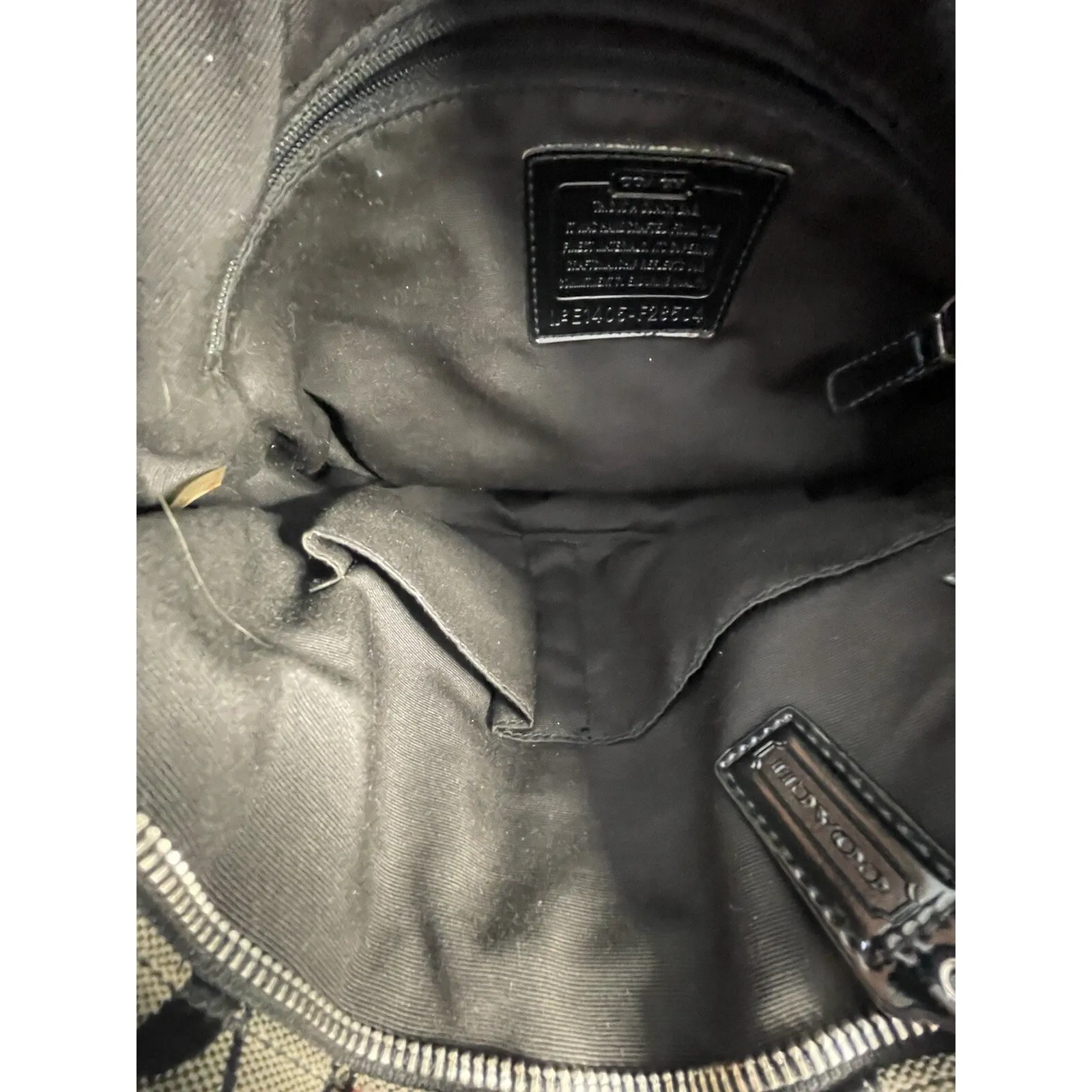 COACH Vintage Black Signature Stripe‎ Canvas Tote F28504 Leather Strap - Image 6