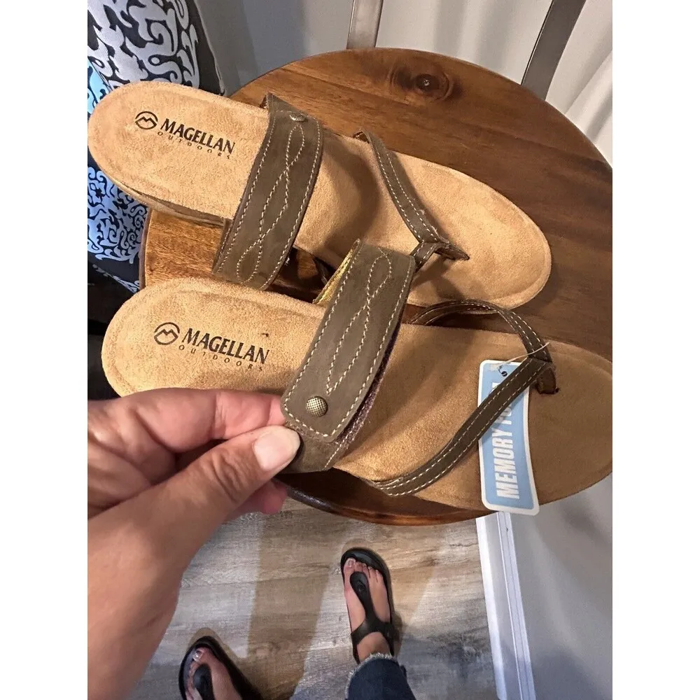 New Magellan Outdoors Sandals Womens 10 Strappy Flip Flop Thong Tan Brown Summer - Image 2