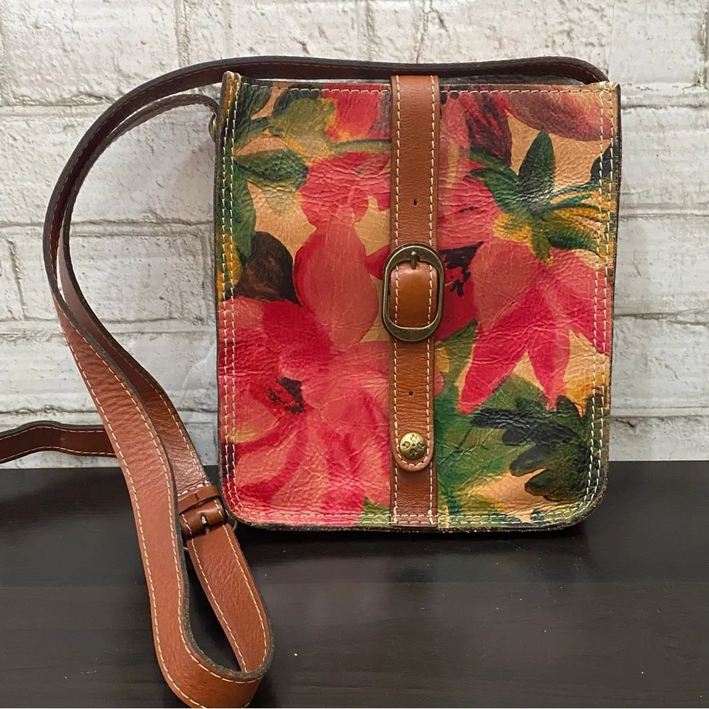 PATRICIA NASH Venezia Pouch Crossbody Spring Multi Floral Crossbody Bag - Image 4