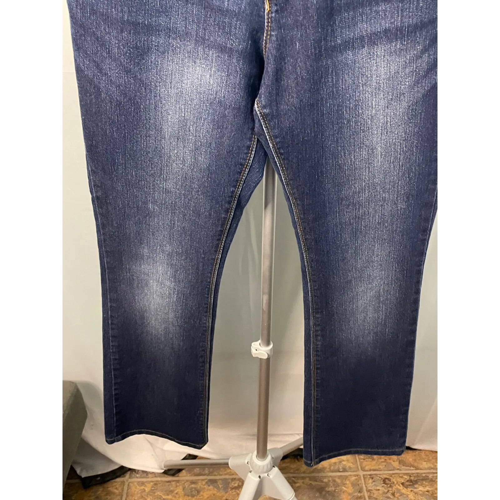 Express Jeans Dark‎ Wash Denim Women's Size 8 - Image 3