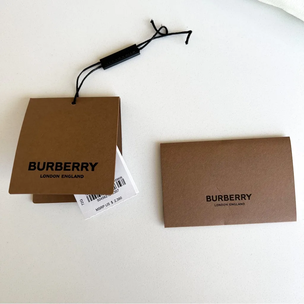 New Burberry Leather and Vintage Check Two-handle Title Satchel Tote Bag - Image 15