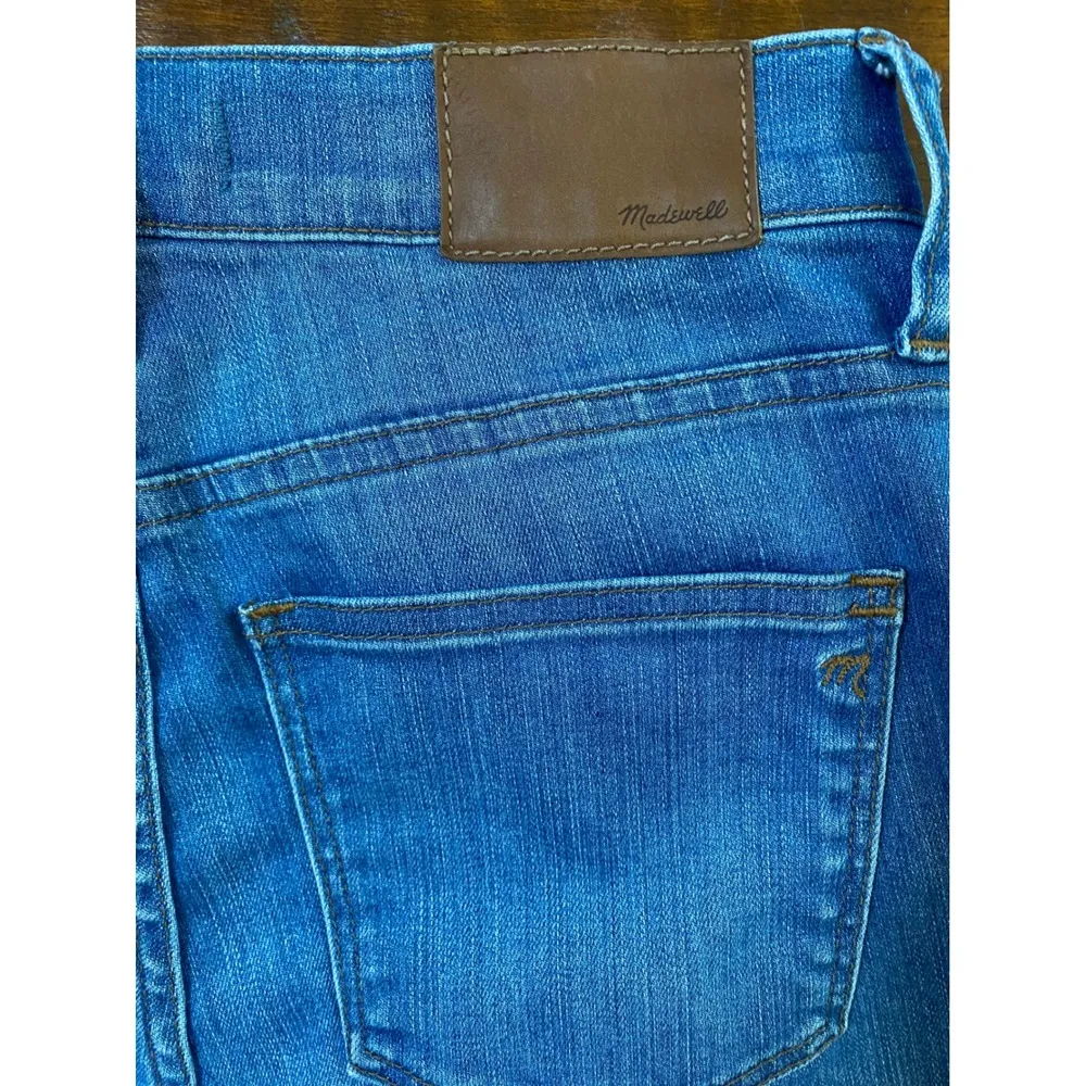 Madewell Cali Demi Boot Jeans 26 Chewed Hem- Cropped High Rise Button Front -EUC - Image 6