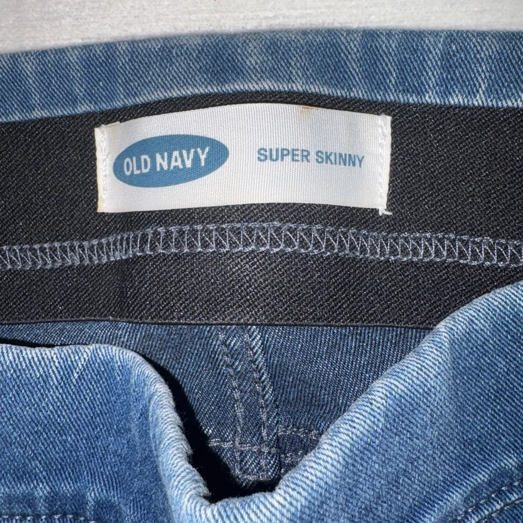 Old Navy Denim Super Skinny Jeans - Image 2