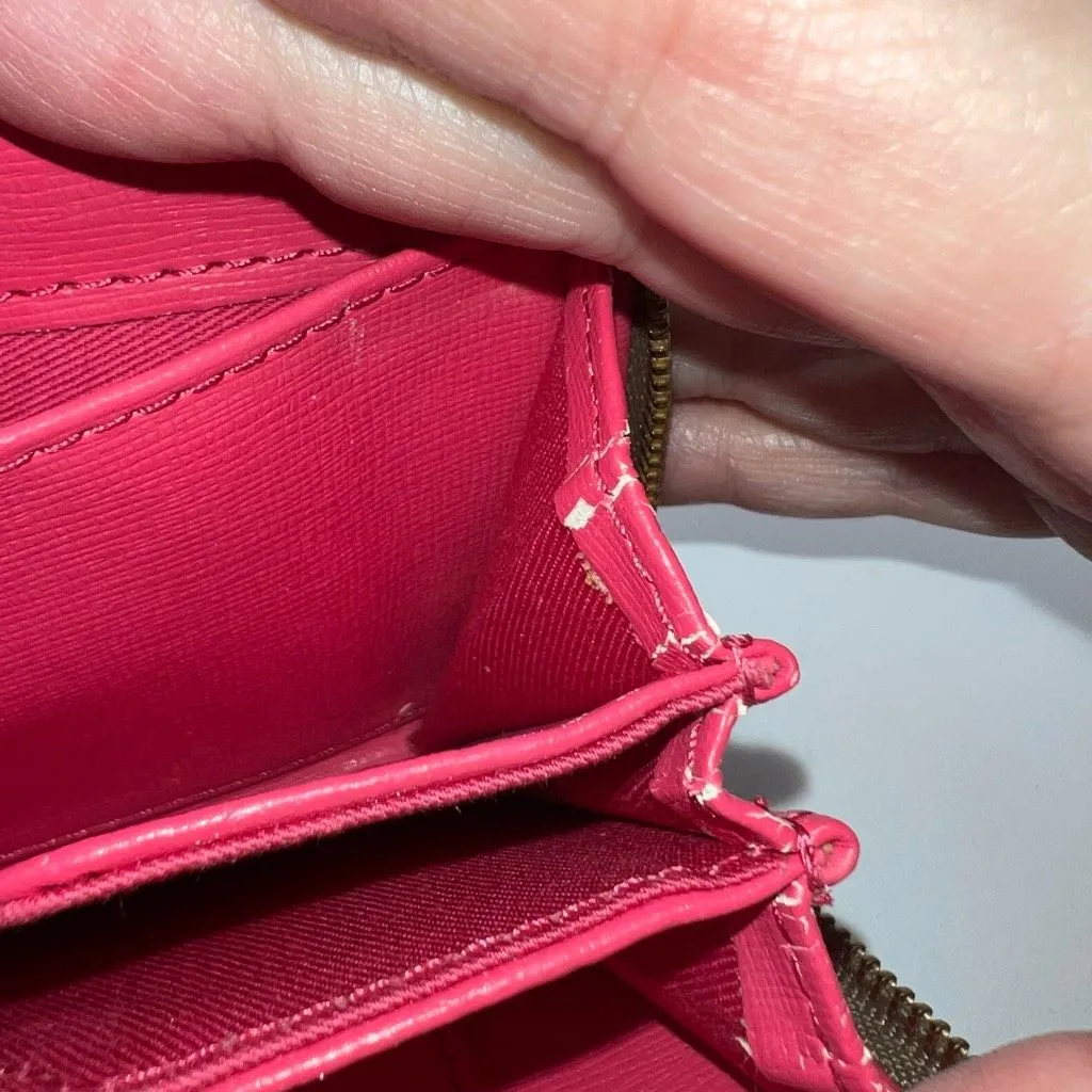 Fossil‎ Gold Zip Around Wallet/Wristlet - Image 10