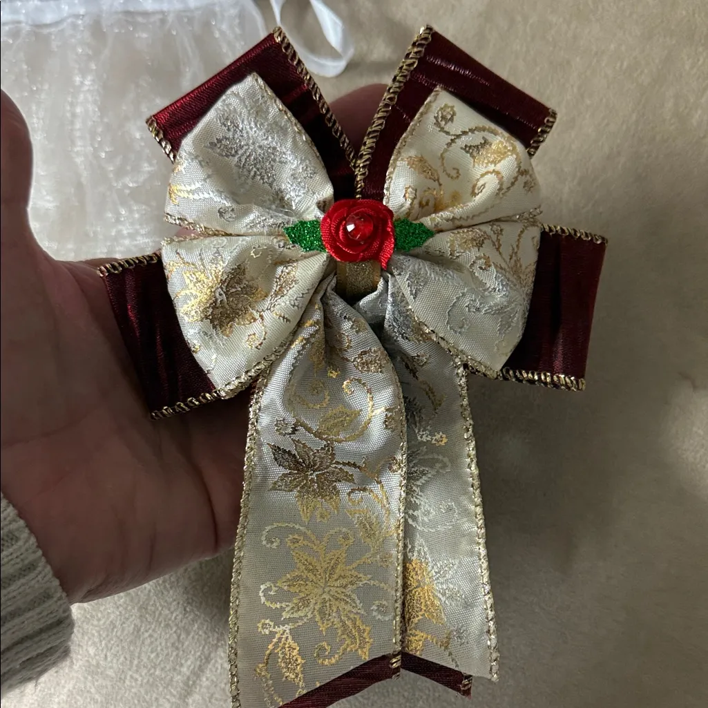 Disney's Beauty and the Beast Red and Gold Hair Bow with Floral Pattern - Image 6