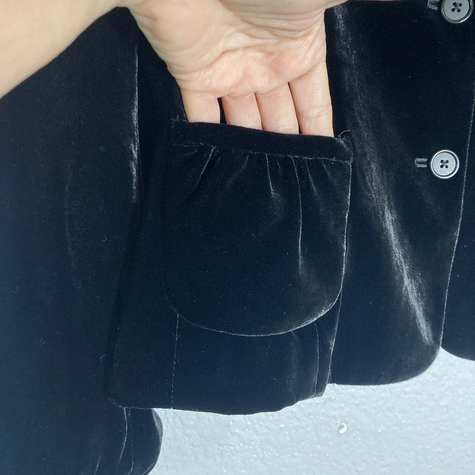 Tahari Velvet Silk Blend Blazer Women’s M Black Rocker Chic Edgy Glam Elegance - Image 6