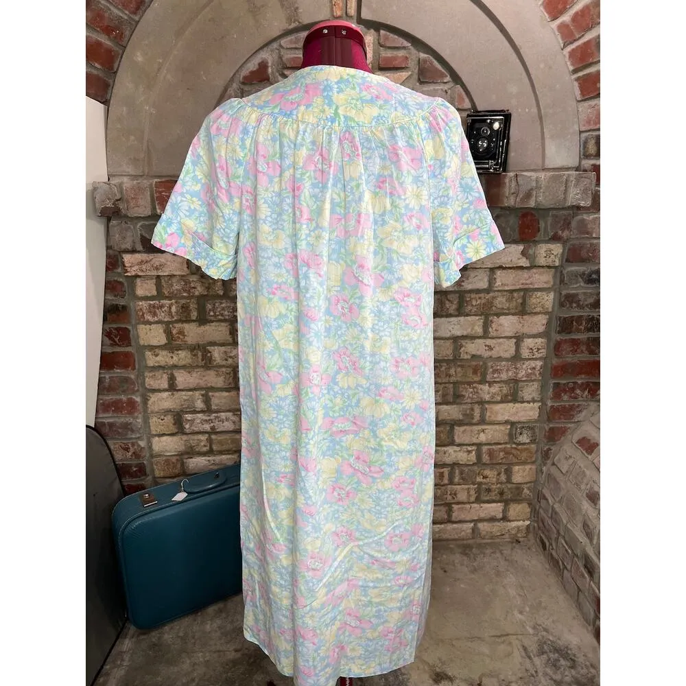 Frolicking dress Vintage floral housecoat pastel pink blue yellow Size L - Image 4