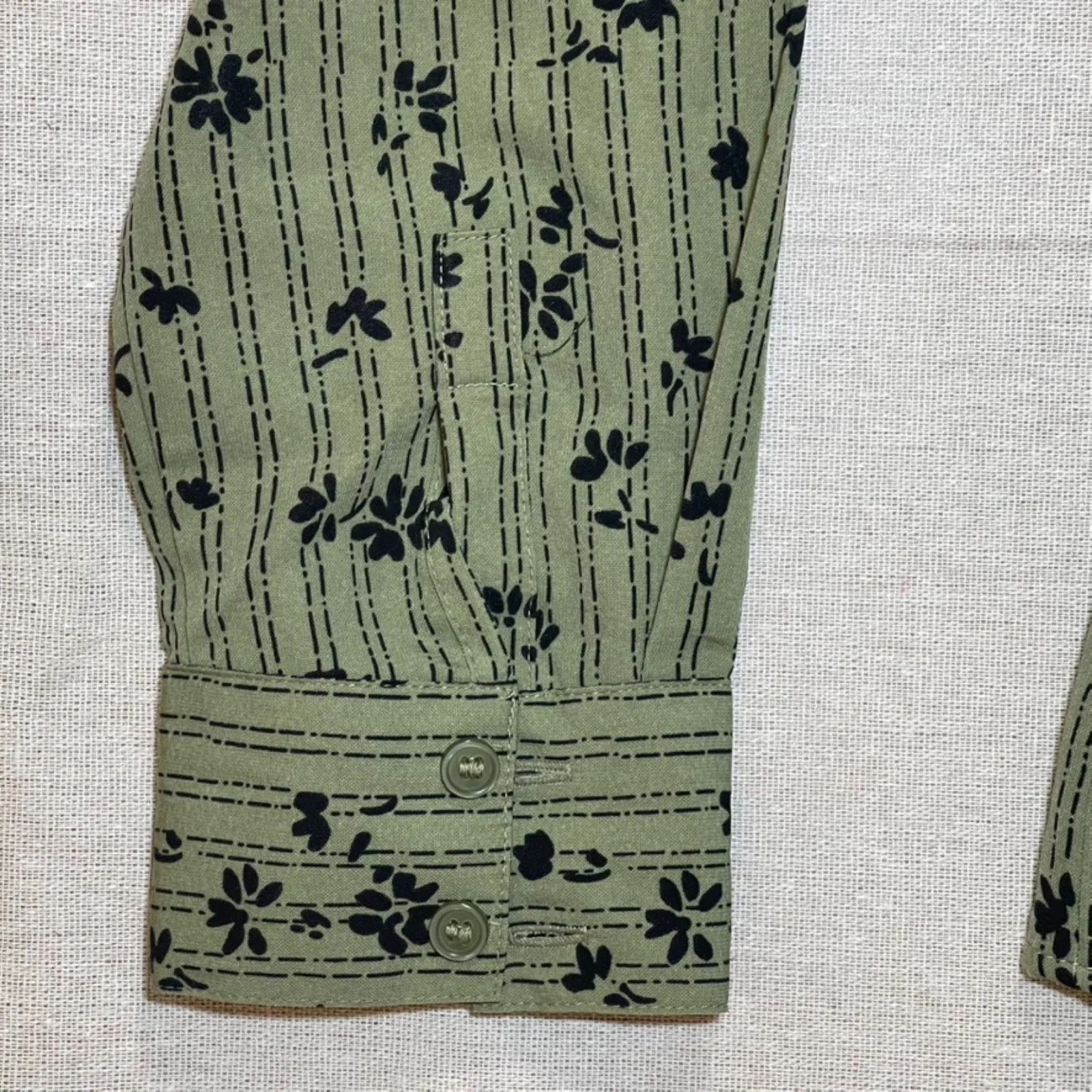 Croft & Barrow | Green Floral and Stripes Button Down Top | Medium - Image 4