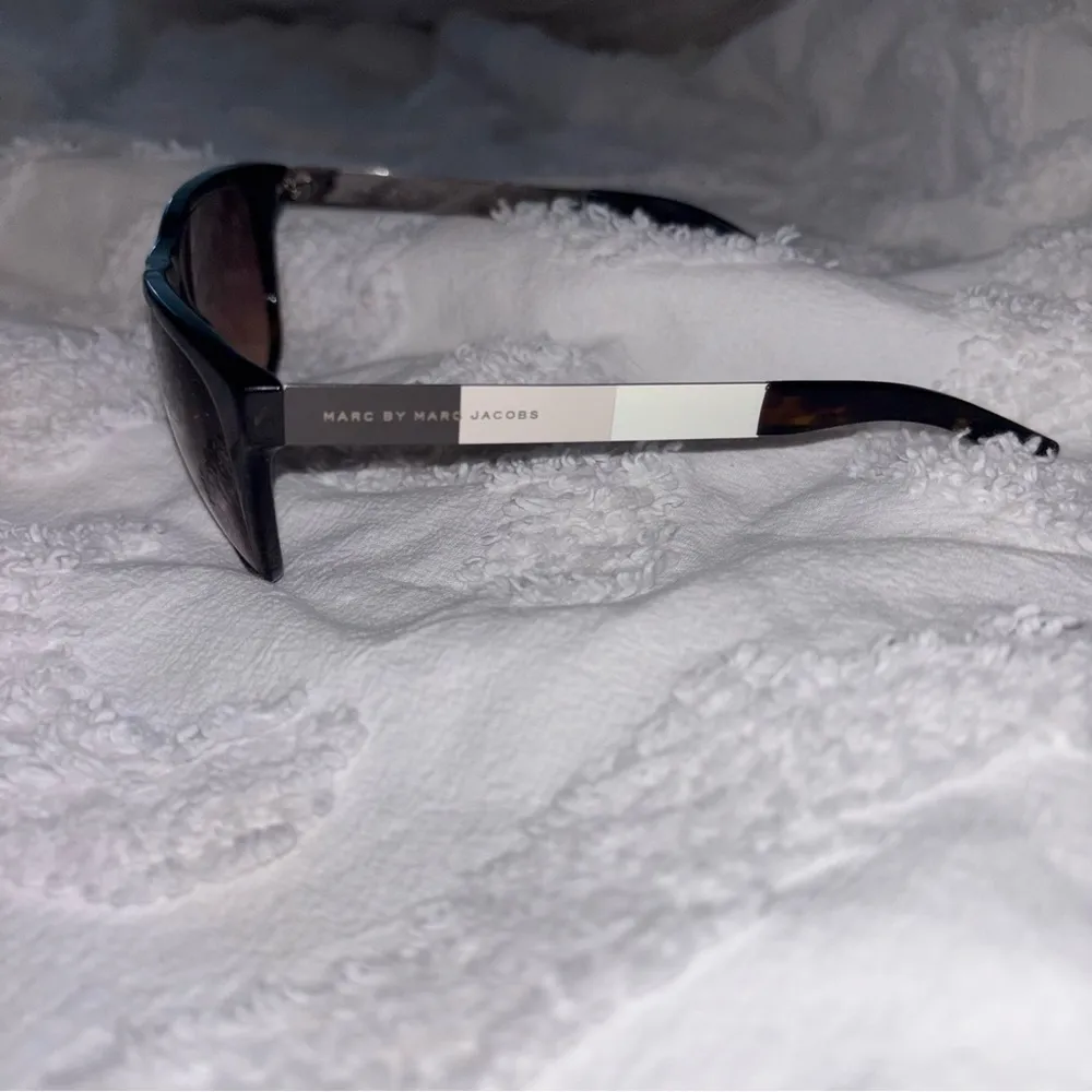 Marc by Marc Jacobs Sunglasses - Image 2