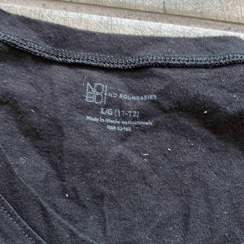 No boundaries black longe sleeve top - Image 2