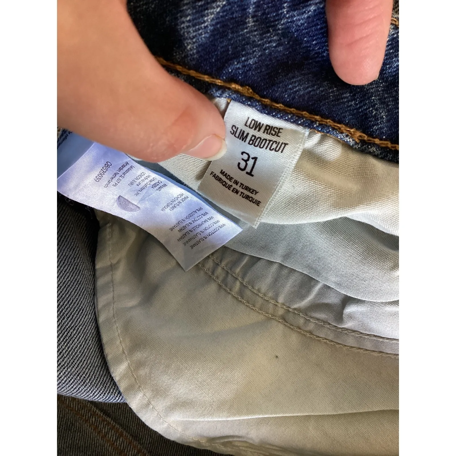 BDG Urban Outfitters Low Rise Slim Bootcut Distressed Blue Jeans Womens Size 31 - Image 6