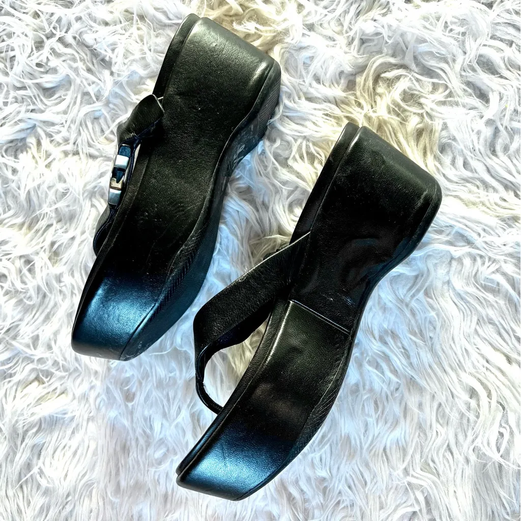 Prada sandals black size 37.5 - Image 2