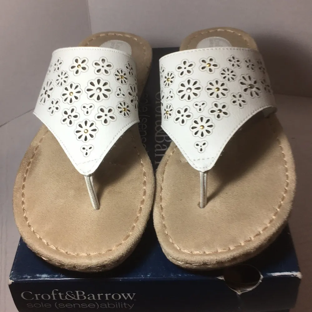 Croft & Barrow sandals white cut outs size… - Image 3