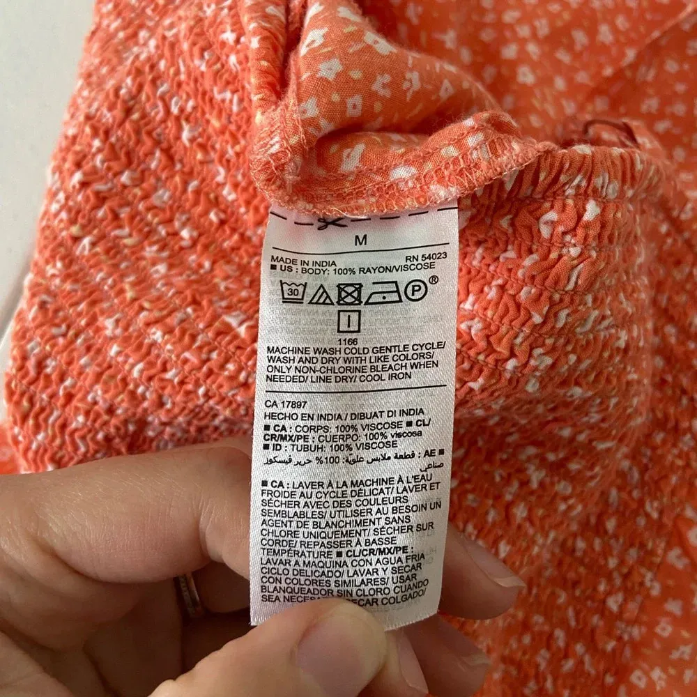 EUC | Old Navy women’s pink floral shorts romper — medium - Image 6