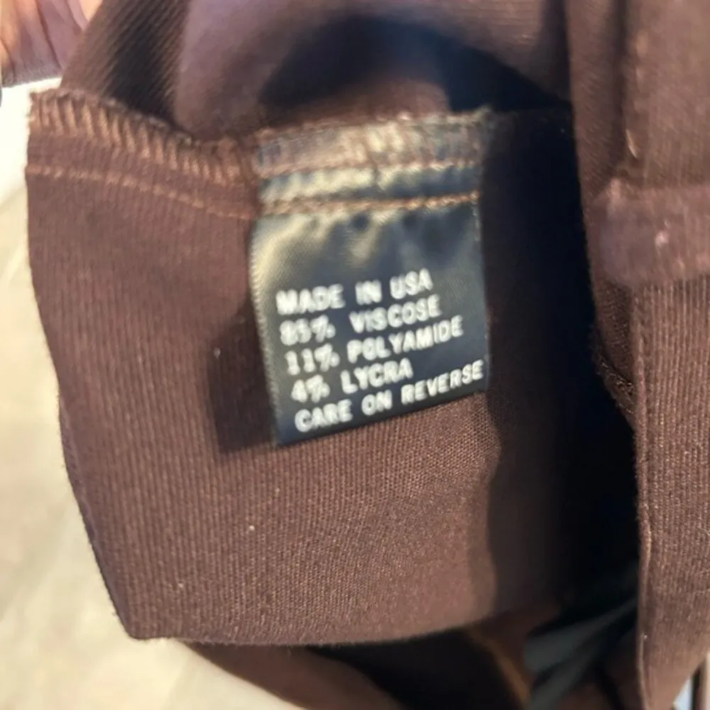 St John Sport classic brown pleated trousers, gold accents, old money, hemmed - Image 6