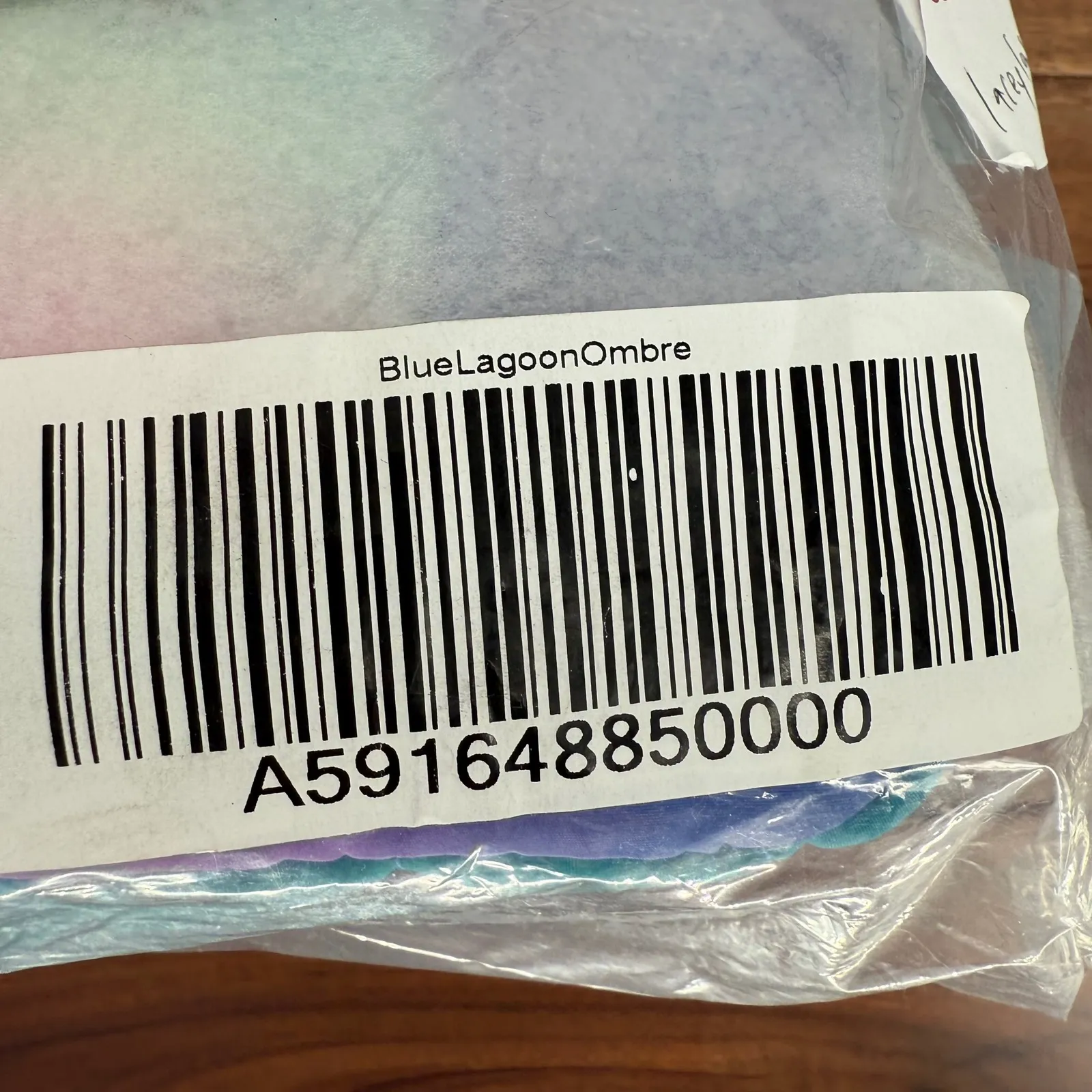 Think Royln Blue Lagoon Ombre Quilted Puffer Pouch RFID Protected - Image 10