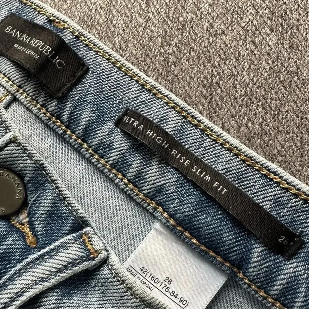 Banana Republic Ultra High Rise Slim Fit Cropped Jeans Size 26 - Image 6