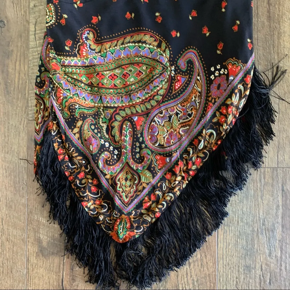 Zara boho printed floral fringe top size small - Image 4