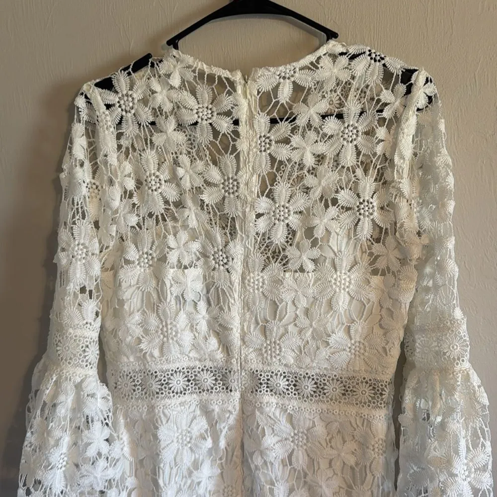 Alexia admor ladies white crochet lace dress bell long sleeves dress size medium - Image 14