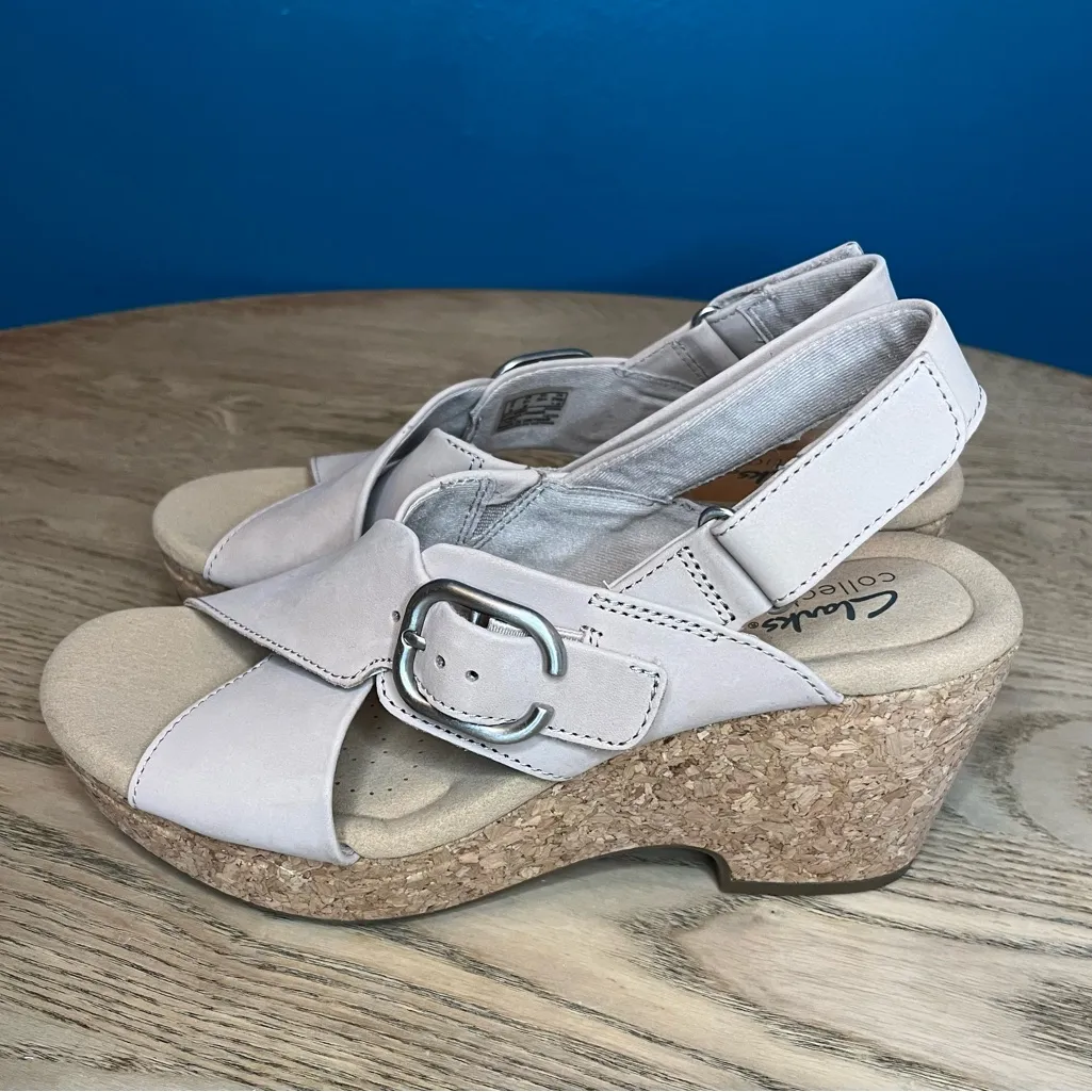 Clarks Giselle Dove Womens Cork Buckle Sand Nubuck Slingback Sandals Size 8.5 - Image 3