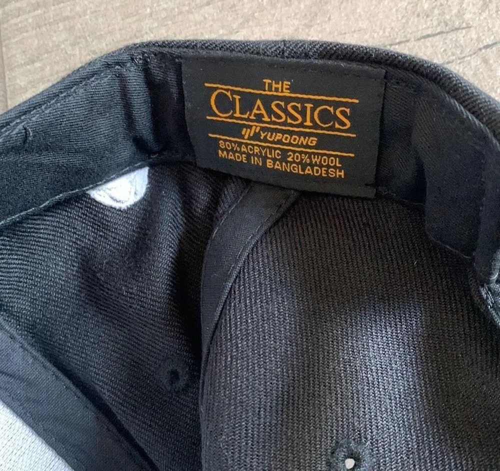 Mantis black snap back hat - Image 7