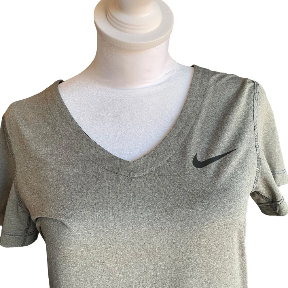Nike  Pro women's size medium grey v neck shirt - Image 2