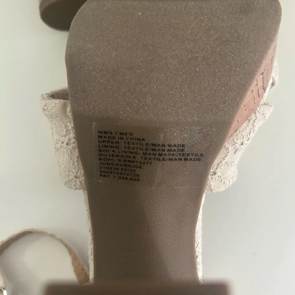 Lauren Conrad Platform Heels Size 7 - Image 5