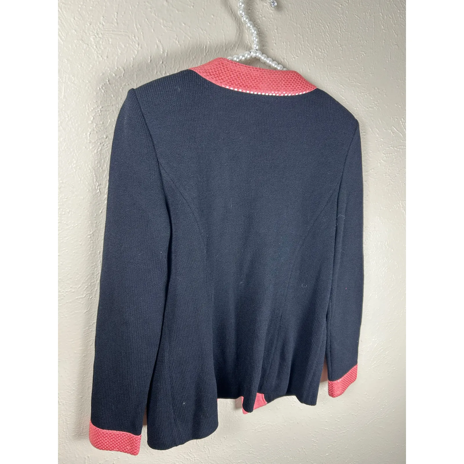 St.John Evening Size 4 Knit Blazer Black Pink Designer Quiet Luxury Cardigan - Image 7